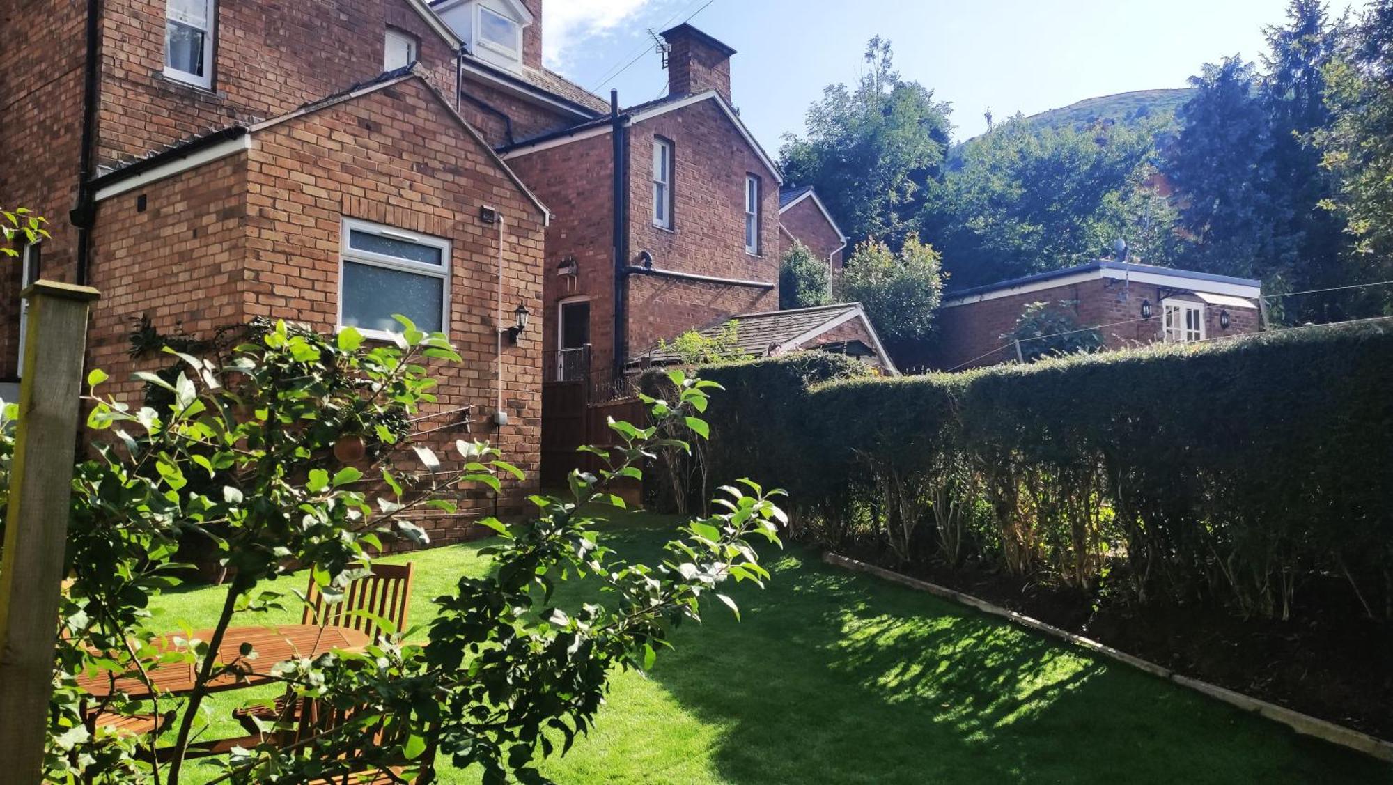 Elegant Malvhina Retreat On The Malvern Hills Great Malvern Exterior photo